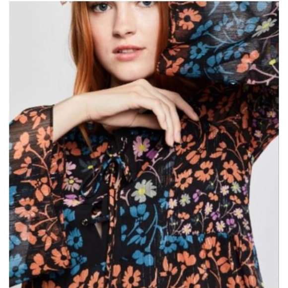 BCBGeneration, Boho BCBG lace up front floral print dress with bell sleeves - Picture 4 of 15